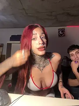 julie-blair online show from 23, 4, 2026