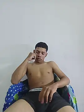 curious straight guy online show from 23, 4, 2026