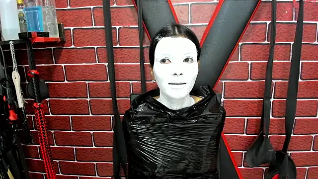 BDSM FETISHESS online show from 29, 4, 2026