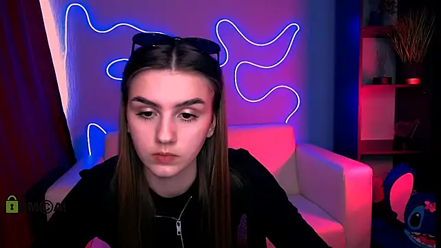 emma hazell online show from 27, 4, 2026