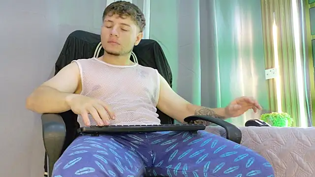 Leo Miller  online show from 27, 4, 2026