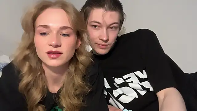 Snapshot of swaggenjoyer chatting on 15, 4, 2026 swaggenjoyer online show from 15, 4, 2026