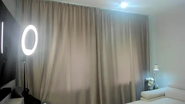 RenateVashaw online show from 28, 7, 2026