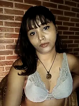 Snapshot of jellyyynspicyyy chatting on 4, 5, 2026 jellyyynspicyyy online show from 4, 5, 2026