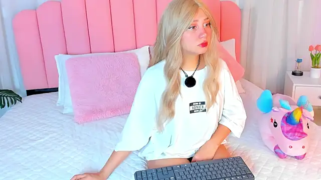 sweett fire online show from 18, 4, 2026