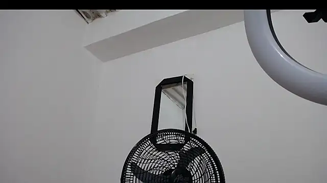 lasmi2396 online show from 22, 4, 2026