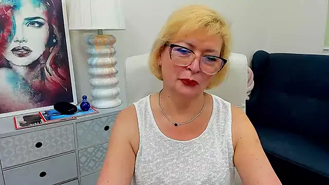luna xfantasy online show from 19, 6, 2026