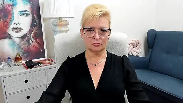 luna xfantasy online show from 25, 7, 2026