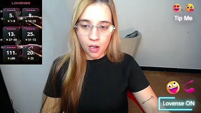 Ambar lynn01 online show from 26, 6, 2026
