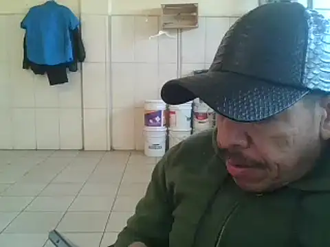 Snapshot of Oskr2024XXX chatting on 17, 1, 2025 Oskr2024XXX online show from 17, 1, 2025