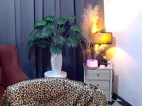 Snapshot of Super_Latchbiya chatting on 26, 5, 2026 Super Latchbiya online show from 26, 5, 2026