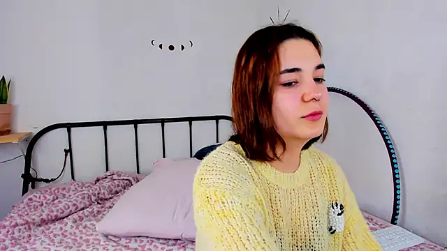 LiyaFly online show from 11, 6, 2026