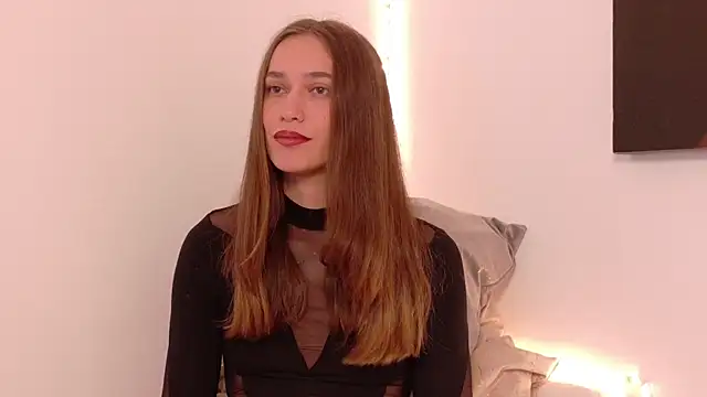 Snapshot of christinne_x chatting on 1, 5, 2026 christinne x online show from 1, 5, 2026
