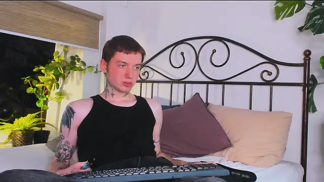 JusttJustin online show from 16, 4, 2026