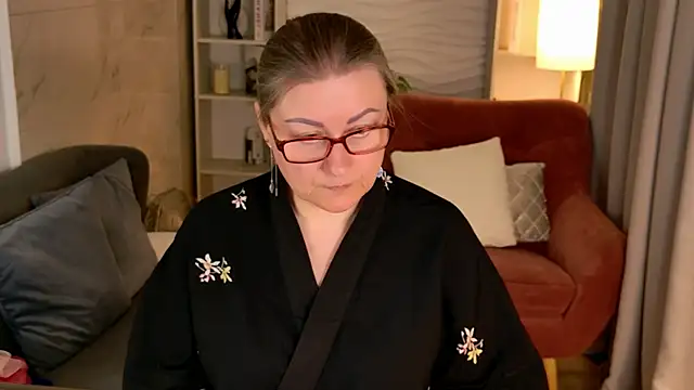 Snapshot of Alexandra_Kind chatting on 19, 4, 2026 Alexandra Kind online show from 19, 4, 2026