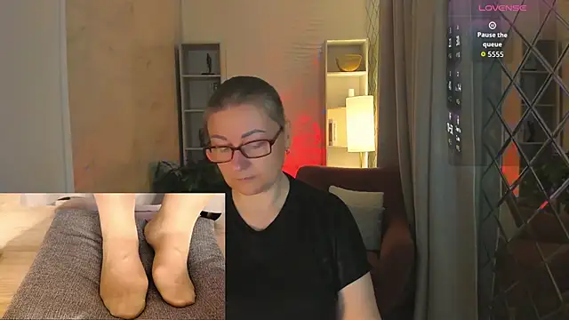 Snapshot of Alexandra_Kind chatting on 24, 5, 2026 Alexandra Kind online show from 24, 5, 2026