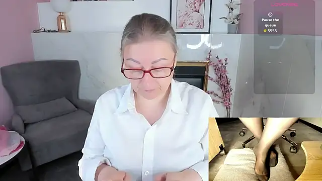 Alexandra Kind online show from 21, 7, 2026
