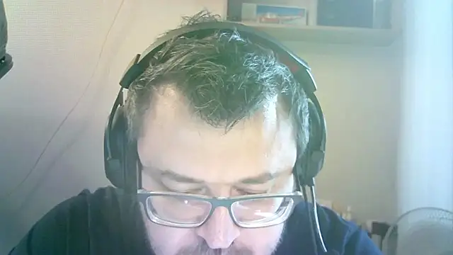 Snapshot of FantastickBombastick chatting on 8, 5, 2026 FantastickBombastick online show from 8, 5, 2026