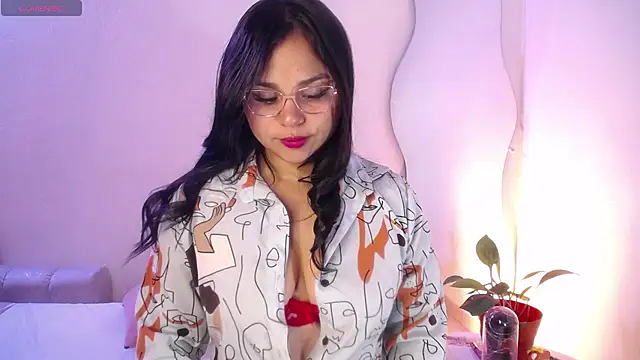 nairovyx online show from 4, 7, 2026
