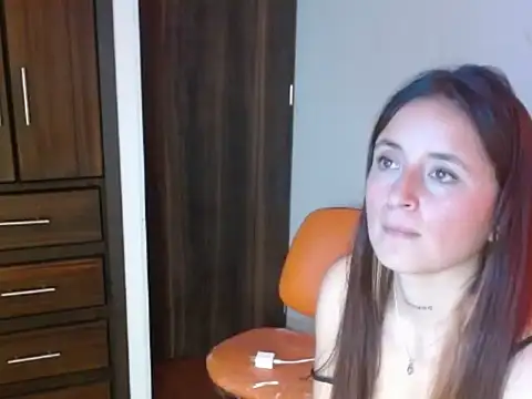 LucyArcy online show from 18, 4, 2026