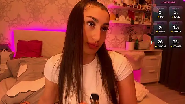 MyNaomi online show from 28, 6, 2026
