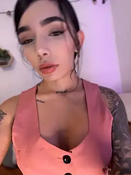 Snapshot of milasantana_ chatting on 11, 6, 2026 milasantana online show from 11, 6, 2026