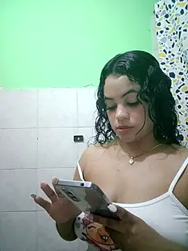 karolinaBom online show from 23, 4, 2026