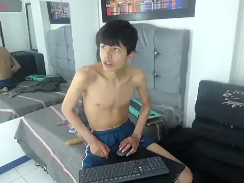 Snapshot of alex_it0 chatting on 29, 4, 2026 alex it0 online show from 29, 4, 2026