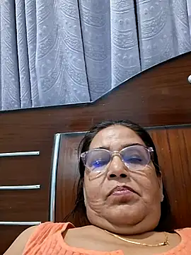 Shalini3456 online show from 4, 6, 2026
