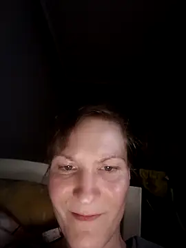 Snapshot of AnnieNet chatting on 28, 4, 2026 AnnieNet online show from 28, 4, 2026