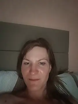 Snapshot of AnnieNet chatting on 3, 8, 2026 AnnieNet online show from 3, 8, 2026