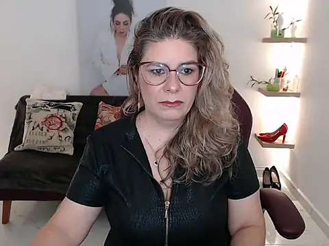 SultanaNoir online show from 22, 4, 2026