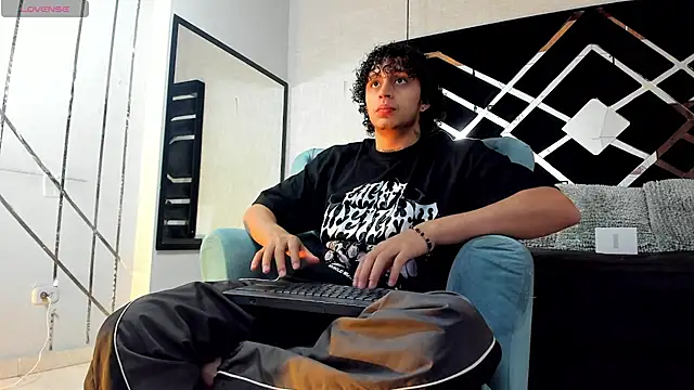 JayTaylorr online show from 23, 7, 2026