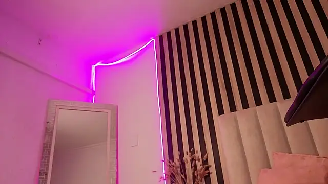 LeoTease online show from 7, 6, 2026