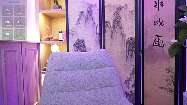 AlinaBennet  online show from 29, 7, 2026