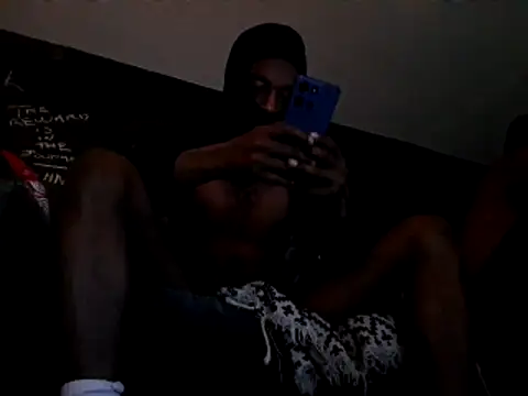 SkinnnyBlack online show from 21, 4, 2026