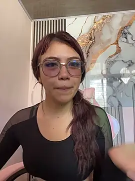 kira ec online show from 27, 7, 2026