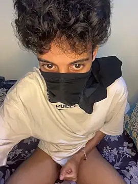 arabic boy hot online show from 13, 6, 2026