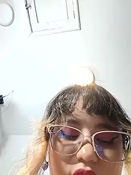 BelleVivianne online show from 9, 6, 2026