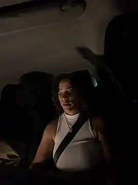 SweetPetiteNoir online show from 22, 4, 2026