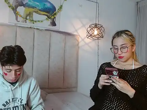 mrandmrsvixencs online show from 29, 4, 2026