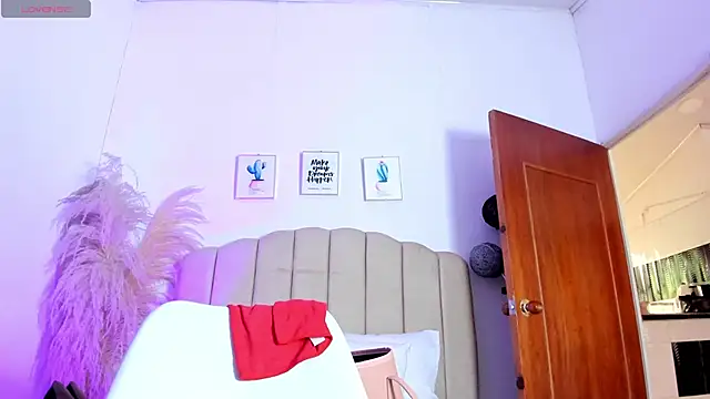 manuboobss online show from 28, 5, 2026