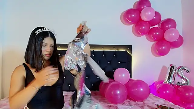 Abby Coper1 online show from 27, 6, 2026