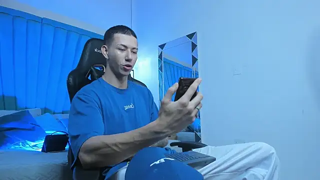 OliverThompsonJS online show from 24, 4, 2026