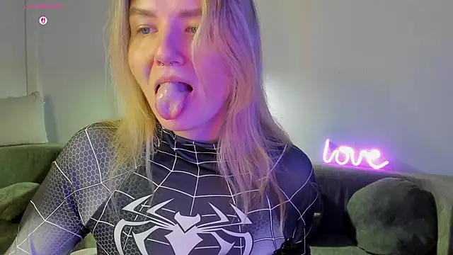 TonyaMeow online show from 12, 7, 2026