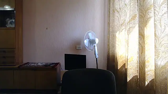 AlinaxJames online show from 20, 4, 2026