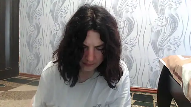 AlinaxJames online show from 4, 6, 2026