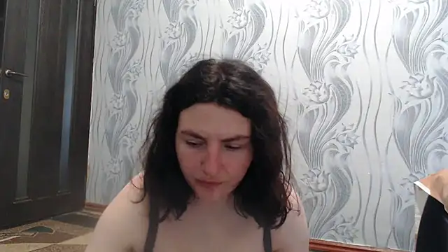 AlinaxJames online show from 5, 6, 2026