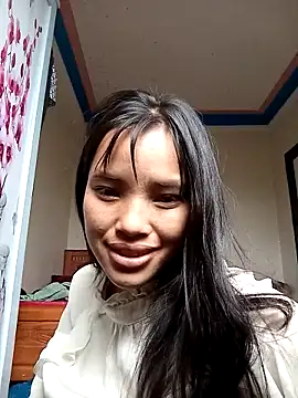 LucyBri01 online show from 24, 4, 2026