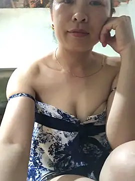 Snapshot of -Hanna_ chatting on 27, 5, 2026 -Hanna online show from 27, 5, 2026